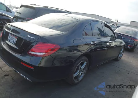 2018 Mercedes-Benz E 400 4Matic из США, поврежденный, VIN WDDZF6GBXJA369532
